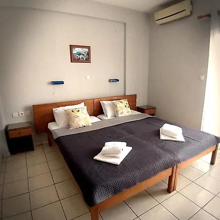 Adonis Apartments