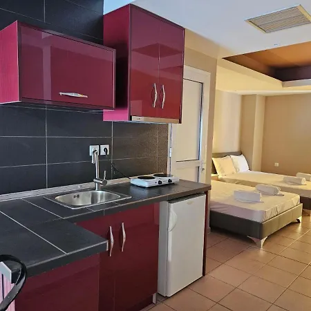 Adonis Apartments *