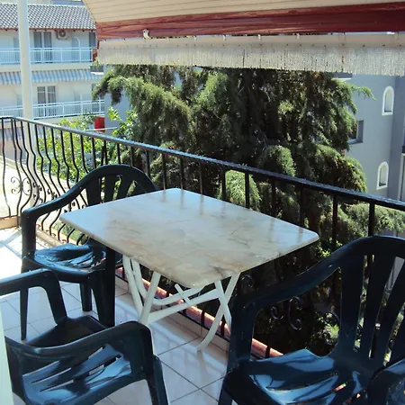 Adonis Apartments Апартаменты *