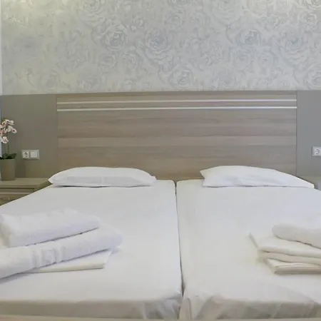 Apartamento Adonis